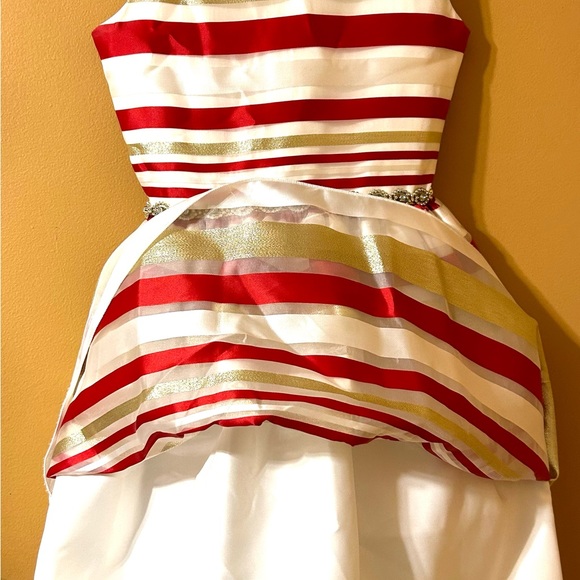 Girl’s party dress - Picture 4 of 6